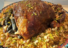 طريقة عمل فخذة الخروف المحشية في الفرن