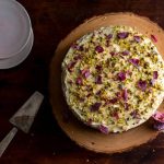 طريقة عمل الكيكة القطنية بنكهة الهيل والزعفران