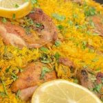 طريقة عمل ارز بالليمون والاعشاب مع الدجاج المشوى