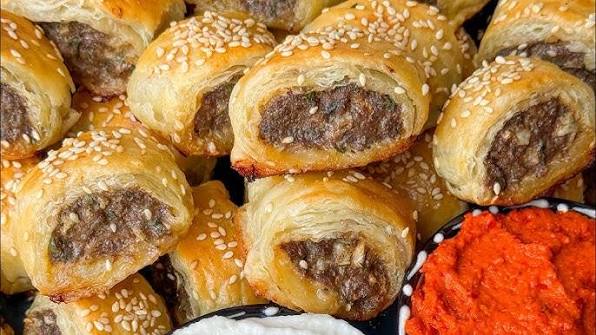 طريقة عمل لفائف الكباب بالبف باستري