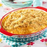 طريقة عمل صينية الفته الكريسبي بالجبنة